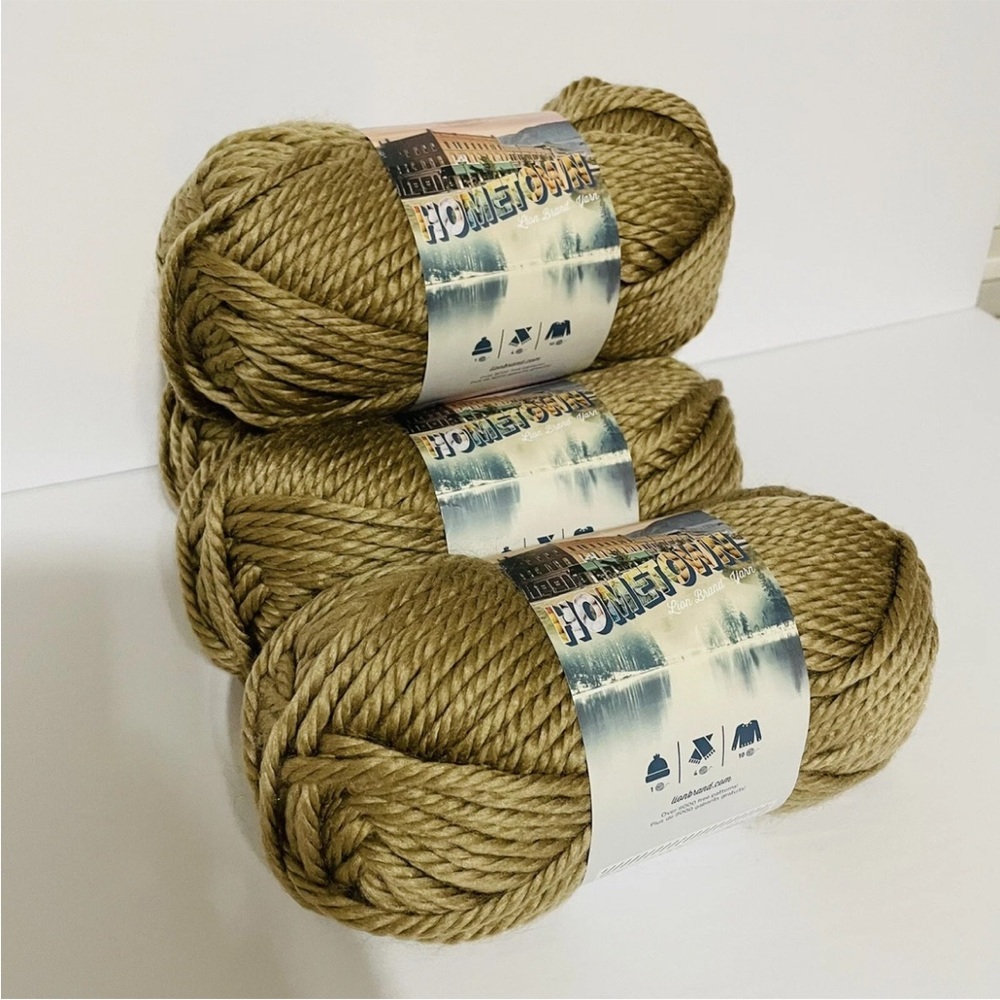 4- Lion Brand Hometown Hoboken Honey; (Light Tan) Super Bulky 81 Yards 5oz Each